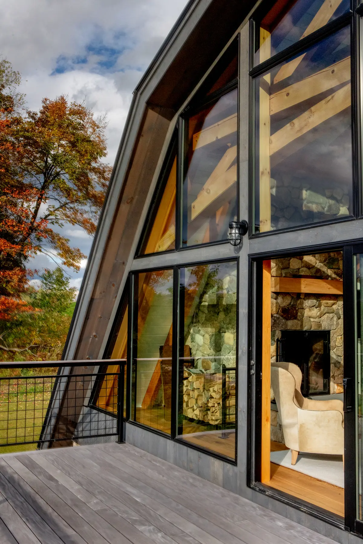 Timber Frame Barn House Exterior Window Normerica Timber Homes