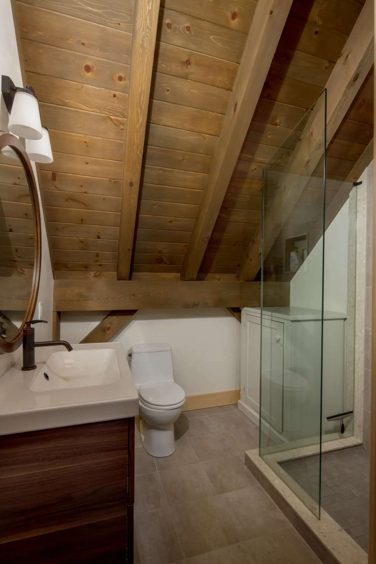 21 Normerica Timber Frame Interior Cottage Bathroom 1