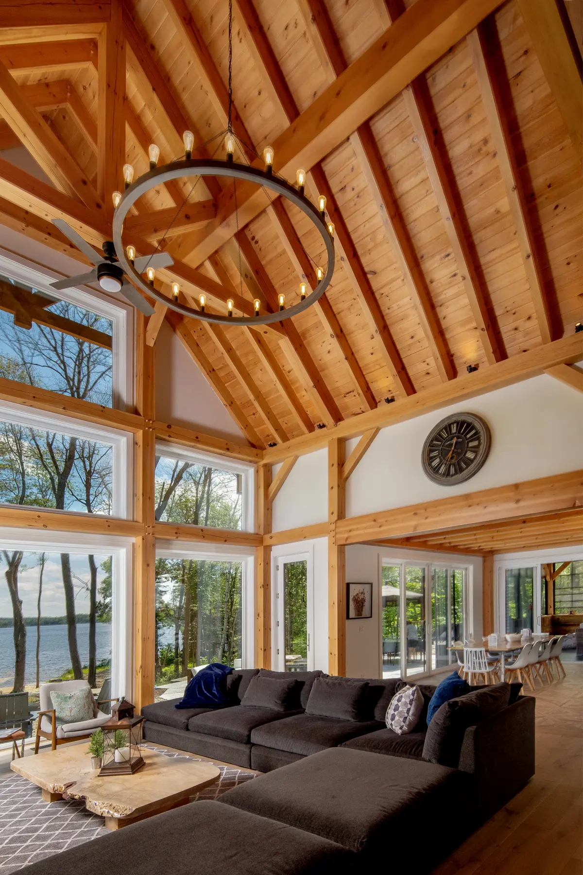 Normerica Timber Homes Timber Frame Cottage Muskoka Room Great Room Family Lakehouse Low Resolution 4828