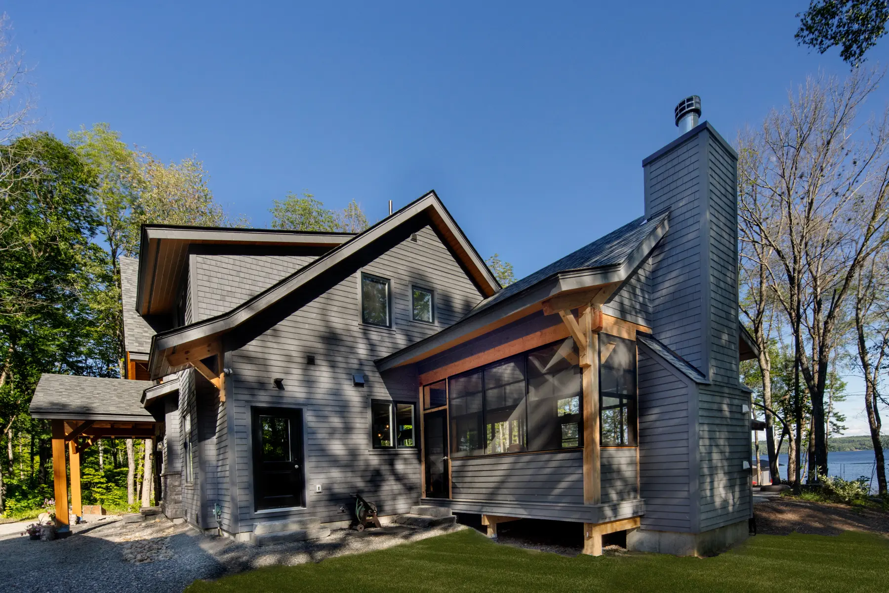 Normerica Timber Homes Timber Frame Cottage Muskoka Room Great Room Family Lakehouse Low Resolution 5110