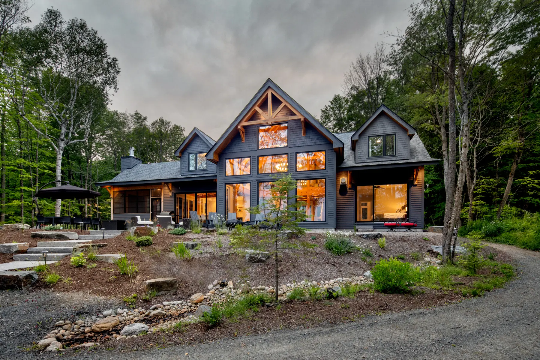 Normerica Timber Homes Timber Frame Cottage Muskoka Room Great Room Family Lakehouse Low Resolution 5191