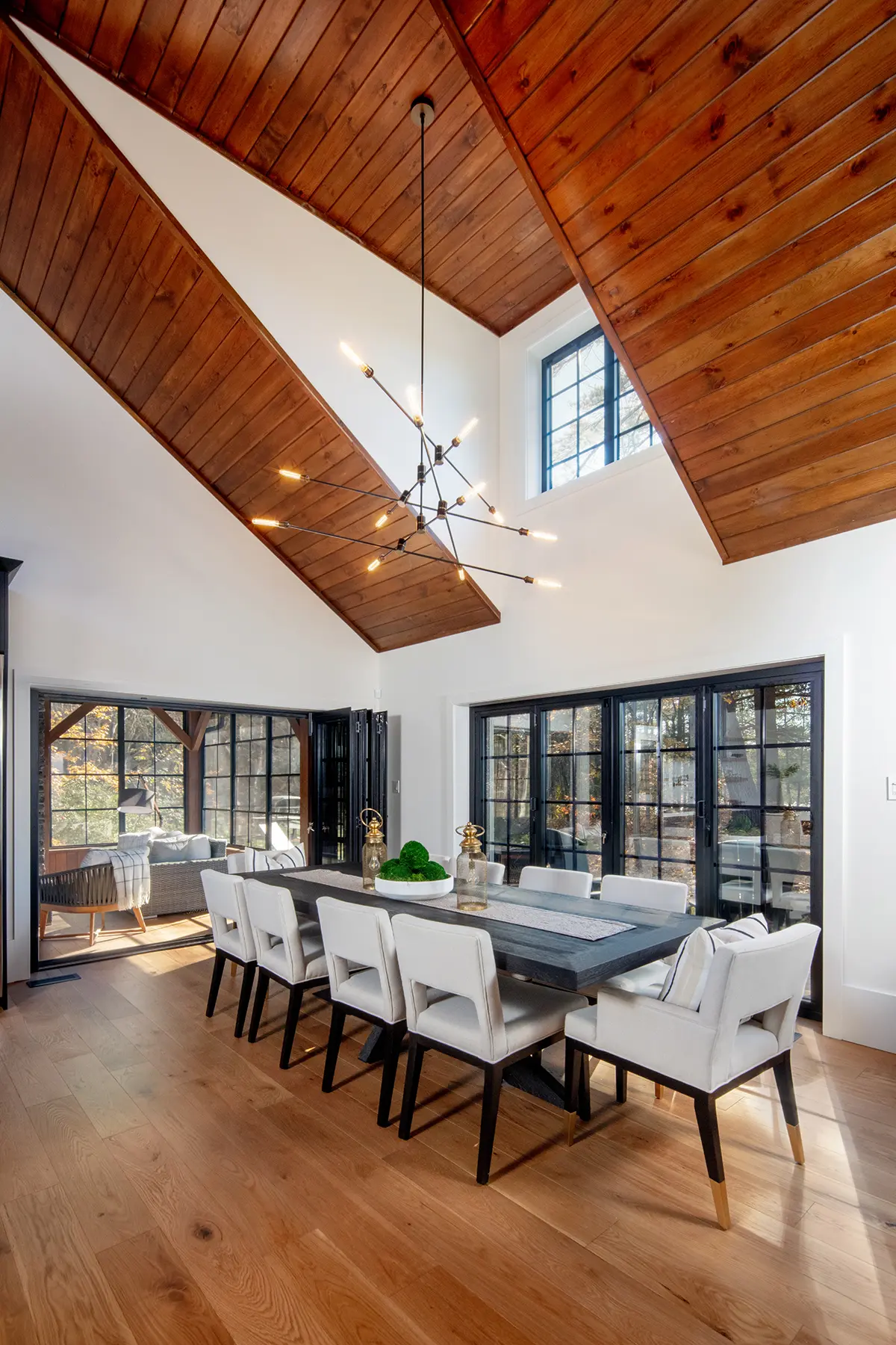 Traditional Lakeside Cottage Lakeside Escape Project Portfolio Interior Dining Room Normerica Timber Homes